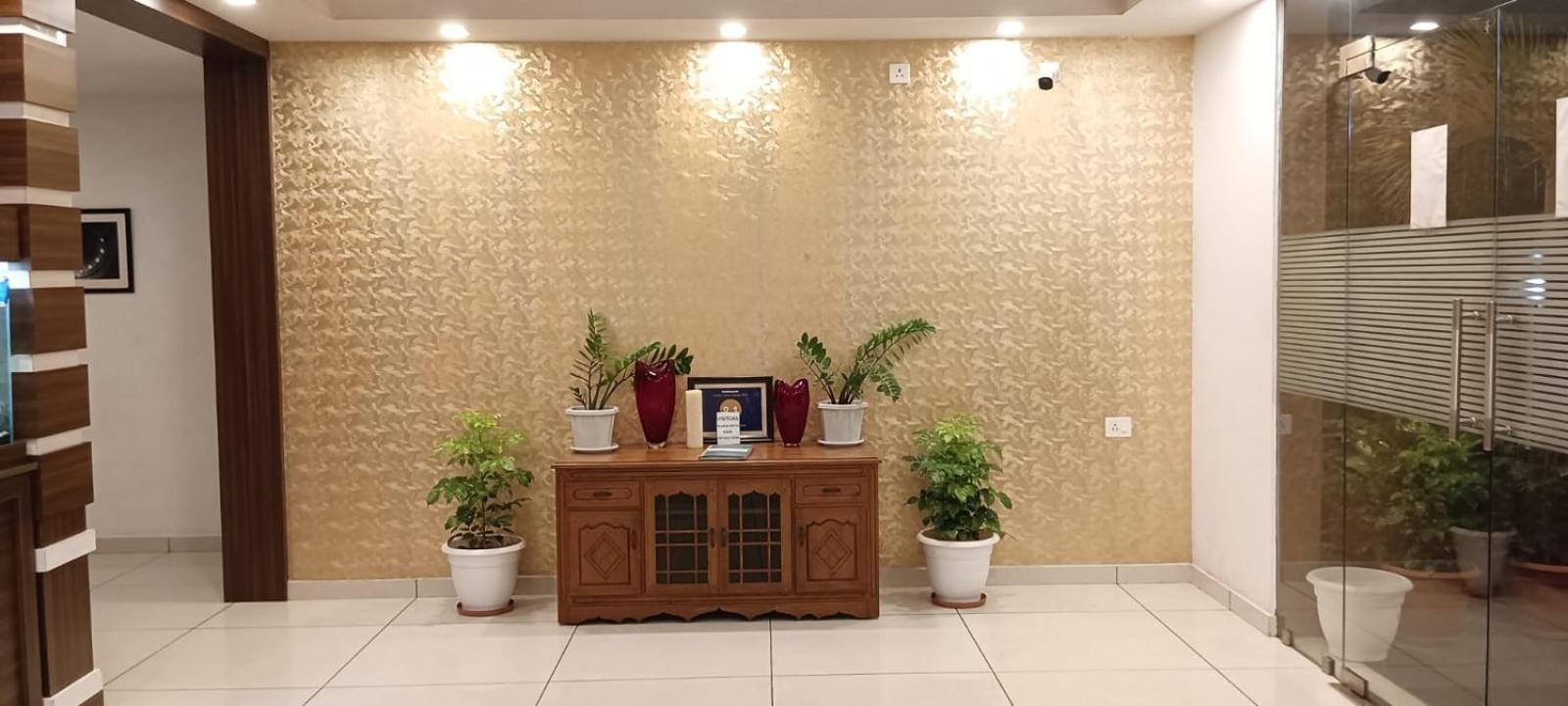 Phoenix Holidays Kochi Bagian luar foto